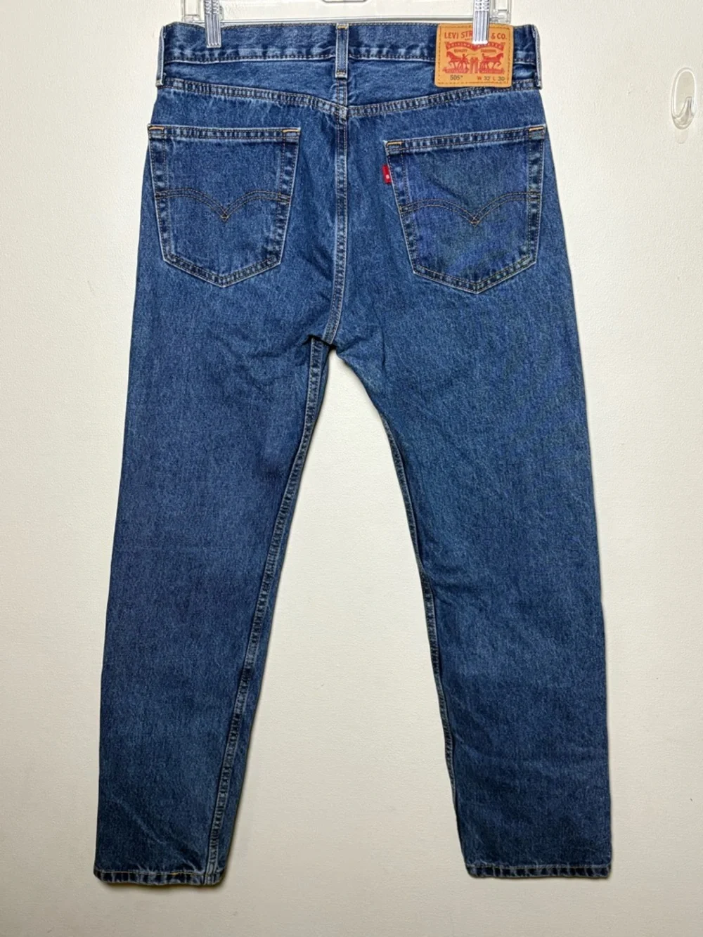 Levi's 505 Jeans Men's 32x30 Regular Fit Straight Leg Denim Medium Wash
